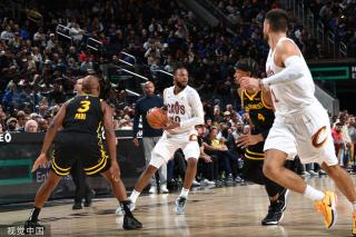 快速反击中 快速反击中